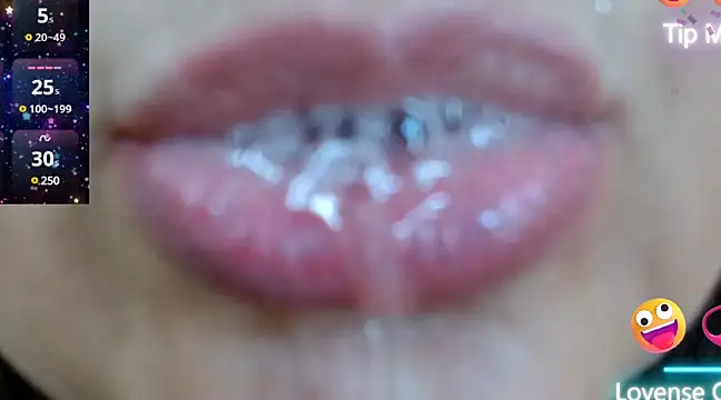 Kerly Doll online show from January 24, 9:05 pm