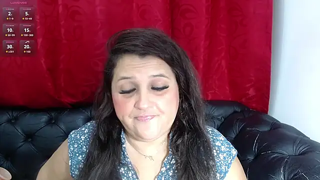 Snapshot of Kerly_Doll chatting on July 2, 3:07 pm Kerly Doll online show from July 2, 3:07 pm
