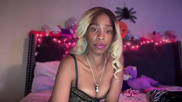 Cum2Charm online show from November 2, 7:33 am