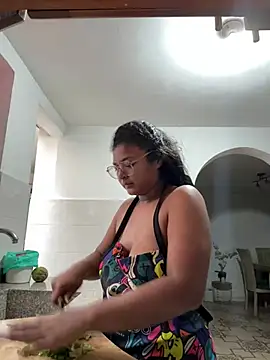 Snapshot of nurse_becky chatting on December 5, 7:49 pm nurse becky online show from December 5, 7:49 pm