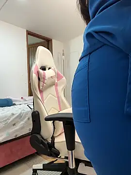 Snapshot of nurse_becky chatting on December 30, 11:06 pm nurse becky online show from December 30, 11:06 pm