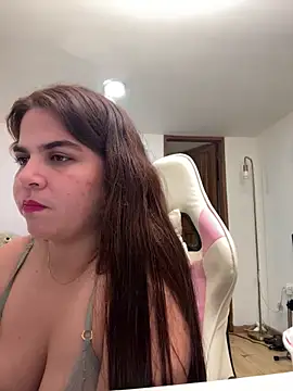 Snapshot of nurse_becky chatting on January 5, 12:42 am nurse becky online show from January 5, 12:42 am