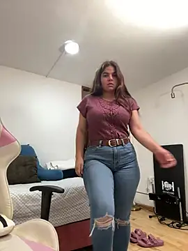 Snapshot of nurse_becky chatting on January 13, 9:52 pm nurse becky online show from January 13, 9:52 pm