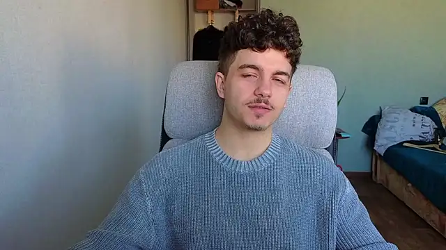 Remy Miles online show from January 19, 8:18 am