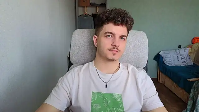 Remy Miles online show from February 21, 7:31 am