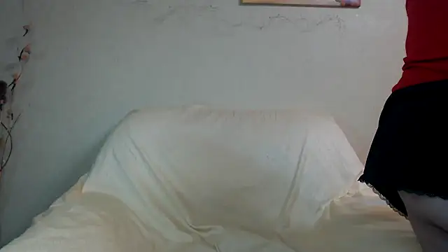 Snapshot of Milf4love50 chatting on December 21, 11:13 pm Milf4love50 online show from December 21, 11:13 pm