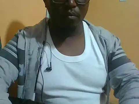 Snapshot of honeyswit chatting on May 25, 10:27 pm honeyswit online show from May 25, 10:27 pm