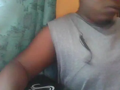 Snapshot of honeyswit chatting on July 14, 10:32 am honeyswit online show from July 14, 10:32 am