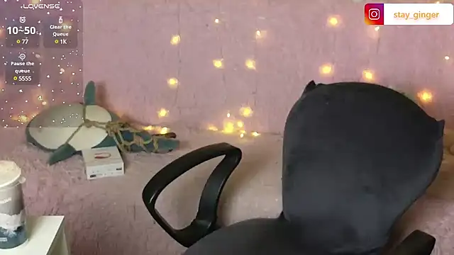 Snapshot of Ginger_Stay chatting on January 13, 9:19 am Ginger Stay online show from January 13, 9:19 am