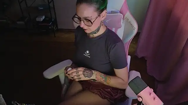 Ginger Stay online show from July 26, 6:32 am