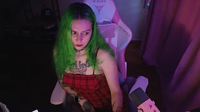 Ginger Stay online show from July 28, 4:50 pm
