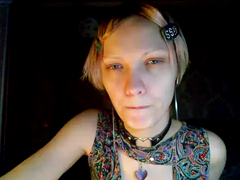 WildMissNiks online show from December 15, 10:50 am