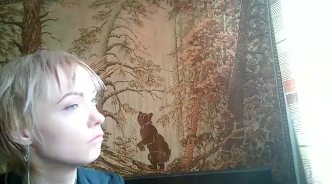 WildMissNiks online show from February 9, 7:49 am