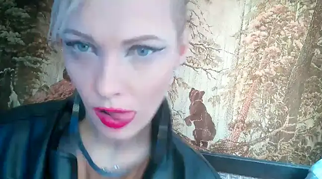 WildMissNiks online show from February 10, 12:08 pm