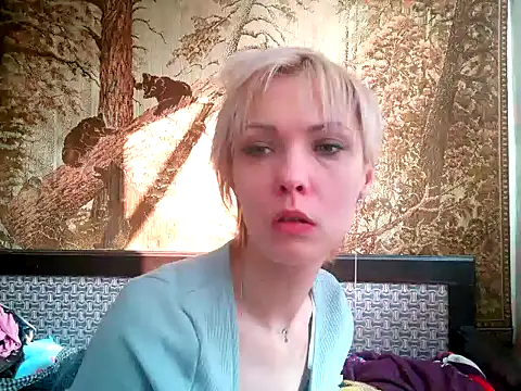 WildMissNiks online show from February 26, 7:31 am