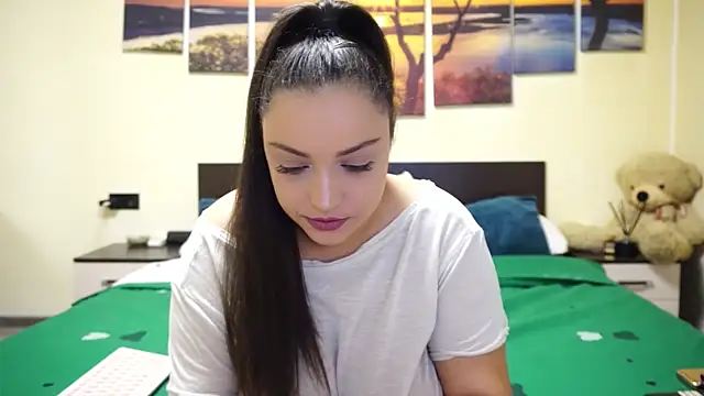 adelline online show from November 26, 9:49 pm