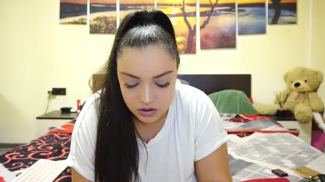 adelline online show from January 6, 9:50 pm