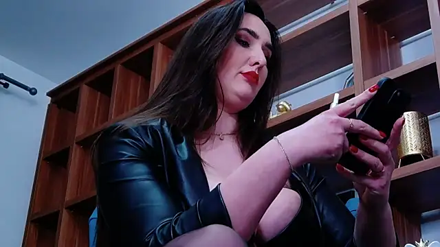 Snapshot of Mistress_Audrey chatting on March 7, 5:29 am Mistress Audrey online show from March 7, 5:29 am