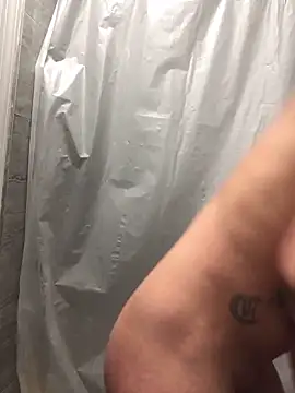 Snapshot of 69RIPsta69 chatting on January 6, 8:24 am 69RIPsta69 online show from January 6, 8:24 am