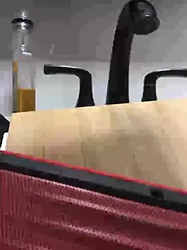 Snapshot of 69RIPsta69 chatting on March 9, 9:35 am 69RIPsta69 online show from March 9, 9:35 am