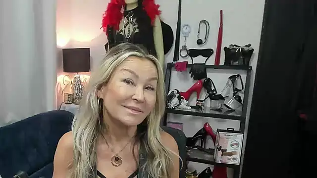 crystaLUX online show from July 6, 4:42 am
