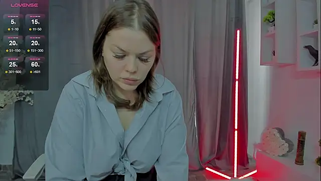 Snapshot of Raven_Luna chatting on January 13, 10:36 am Raven Luna online show from January 13, 10:36 am