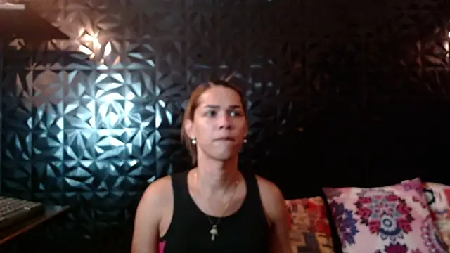 Snapshot of PINK__LOLA1 chatting on June 19, 11:52 pm PINK LOLA1 online show from June 19, 11:52 pm
