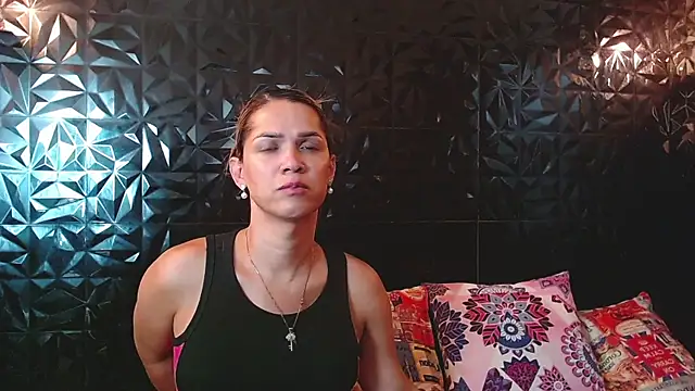 Snapshot of PINK__LOLA1 chatting on June 25, 10:47 pm PINK LOLA1 online show from June 25, 10:47 pm