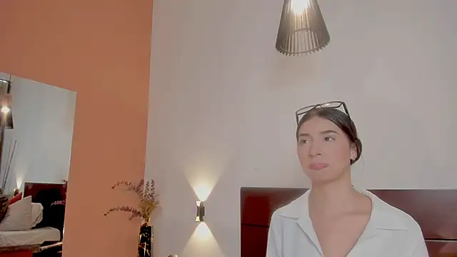 Snapshot of Christy_Sea chatting on February 13, 6:16 pm Christy Sea online show from February 13, 6:16 pm