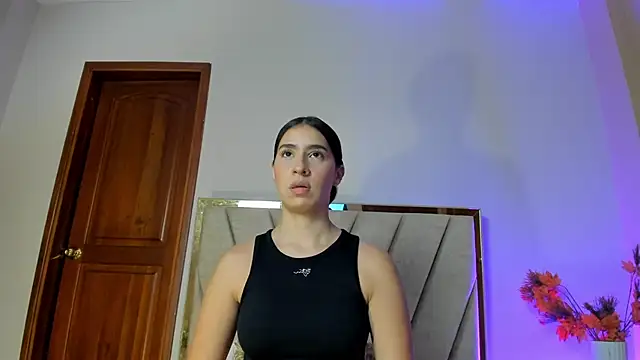 Snapshot of Christy_Sea chatting on November 6, 6:20 pm Christy Sea online show from November 6, 6:20 pm