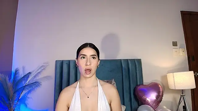 Snapshot of Christy_Sea chatting on November 14, 6:39 pm Christy Sea online show from November 14, 6:39 pm