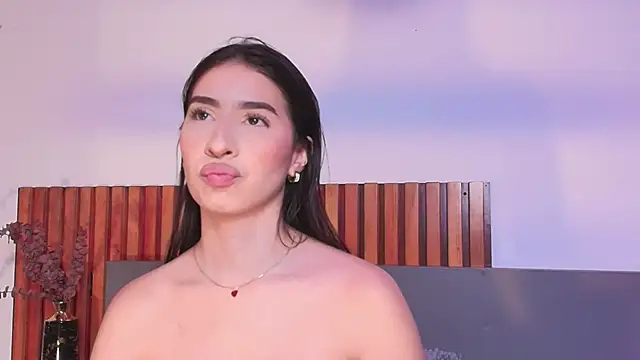 Snapshot of Christy_Sea chatting on December 3, 6:28 pm Christy Sea online show from December 3, 6:28 pm