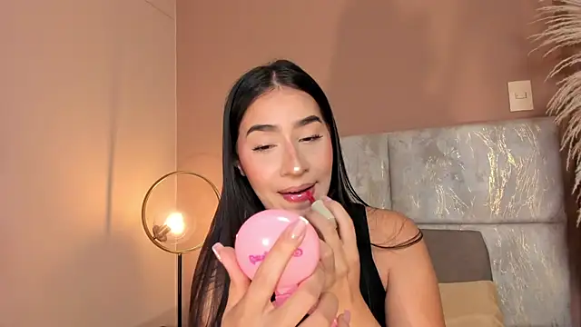 Snapshot of Christy_Sea chatting on May 27, 12:13 pm Christy Sea online show from May 27, 12:13 pm
