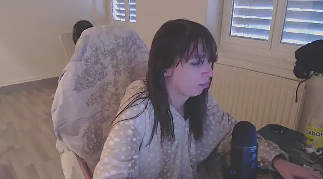 missthon0 online show from December 13, 1:55 pm