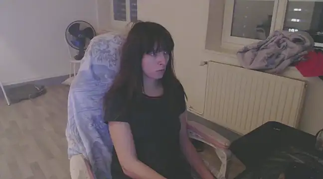 missthon0 online show from December 23, 4:39 pm