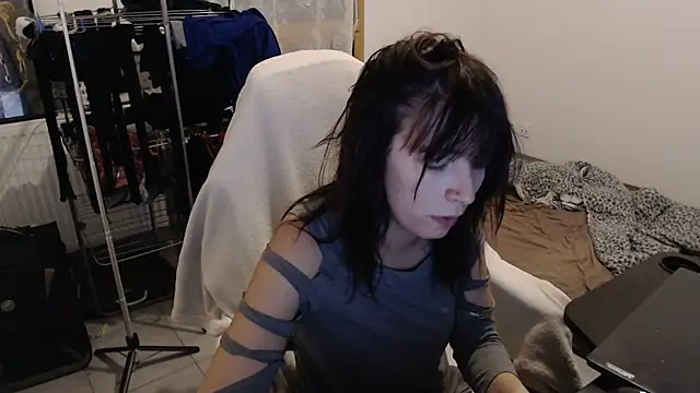 missthon0 online show from September 10, 11:43 am