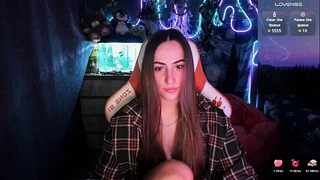 Snapshot of Selbi_Paine chatting on July 27, 12:50 am Selbi Paine online show from July 27, 12:50 am