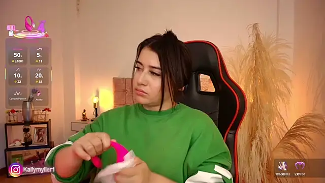 Snapshot of KallyMyller1 chatting on March 10, 7:18 pm KallyMyller1 online show from March 10, 7:18 pm