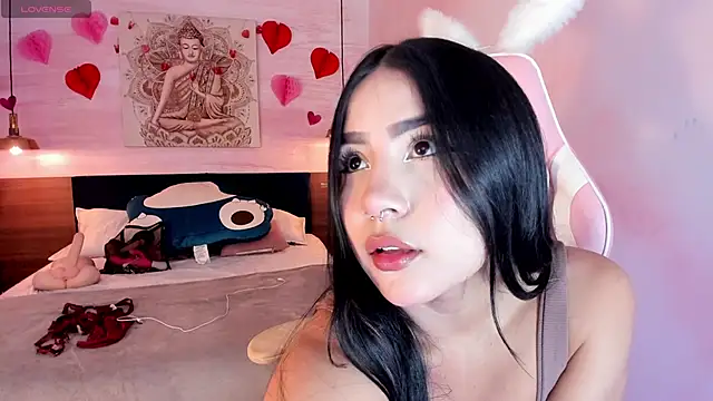 Snapshot of Mariana_sweetest chatting on February 15, 4:34 pm Mariana sweetest online show from February 15, 4:34 pm