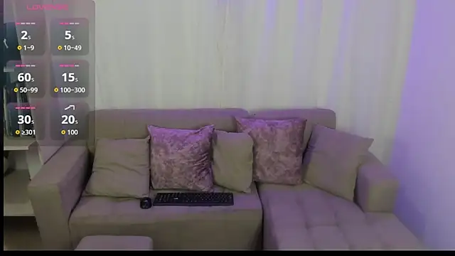 MiaYMolly online show from February 13, 11:50 am