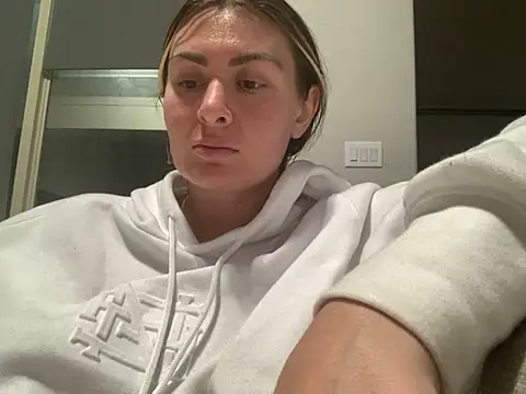 Alyssa rhoades online show from January 25, 8:00 am