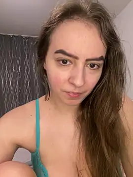 Snapshot of eleonoree chatting on July 1, 8:19 pm eleonoree online show from July 1, 8:19 pm