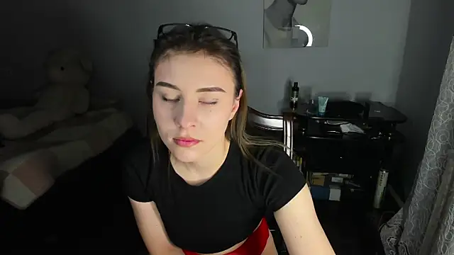 KindKristy online show from January 15, 5:40 am