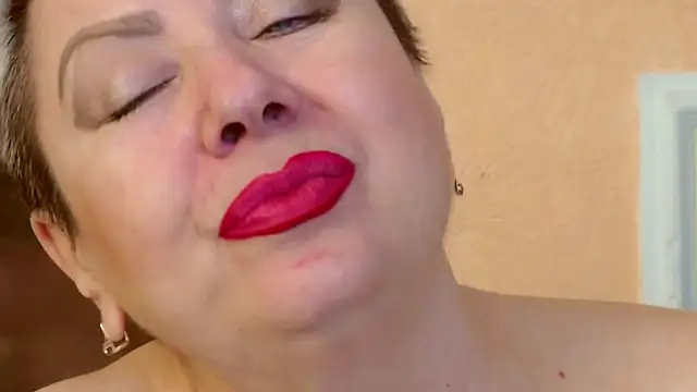 LadyPosh online show from November 19, 9:37 pm