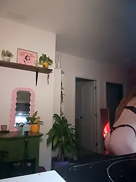 LucidLucy online show from October 25, 1:57 am