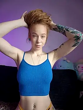 LucidLucy online show from March 18, 5:49 pm