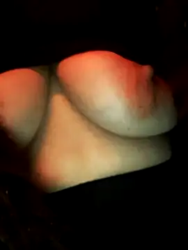 Dirtyfeelin online show from December 2, 5:41 pm