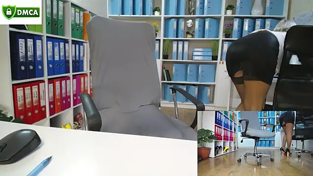 Snapshot of secret-office chatting on December 2, 6:19 am secret-office online show from December 2, 6:19 am