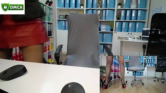 Snapshot of secret-office chatting on May 7, 5:24 am secret-office online show from May 7, 5:24 am