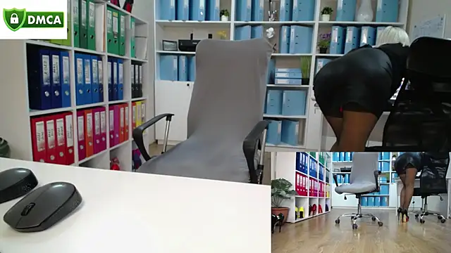 Snapshot of secret-office chatting on June 10, 5:18 am secret-office online show from June 10, 5:18 am